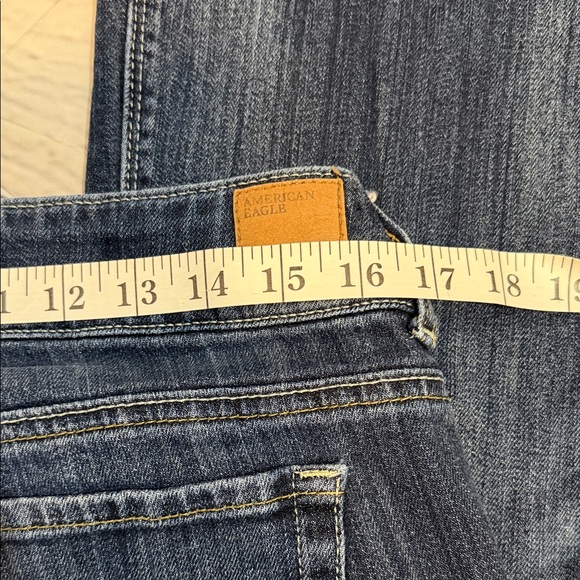 American Eagle Outfitters Artist Dark Blue Flare Jeans Womens Size 10 *Hemmed* - Picture 7 of 8